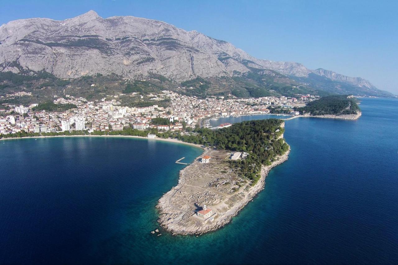 Apartments With A Parking Space Makarska - 6792 Exterior photo