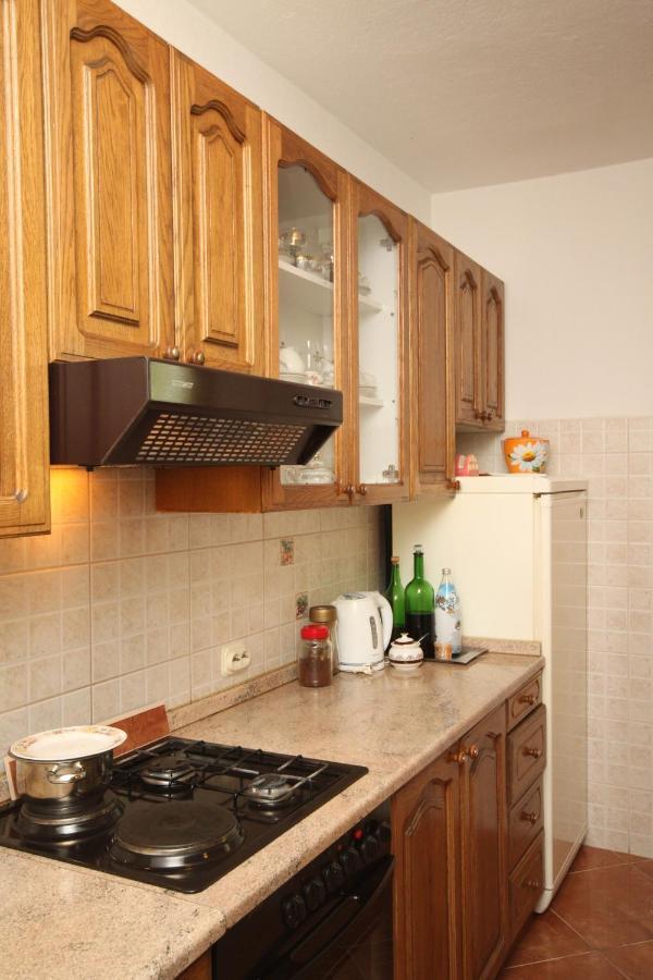 Apartments With A Parking Space Makarska - 6792 Exterior photo